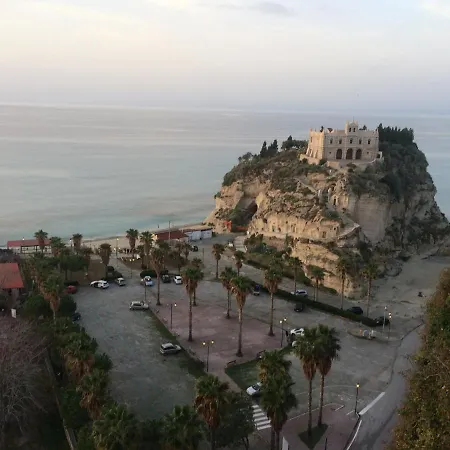Casa Vacanza Tropea,da Aldo ゲストハウス *
